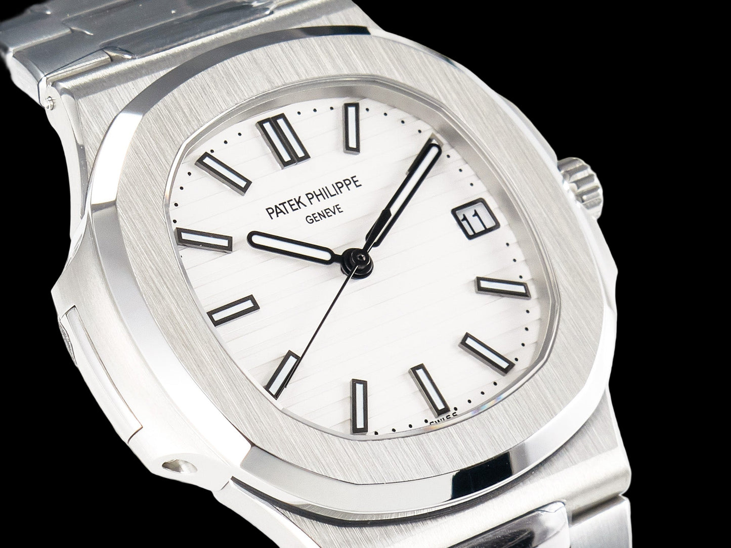 Nautilus 5711/1A-010 Steel White 40mm